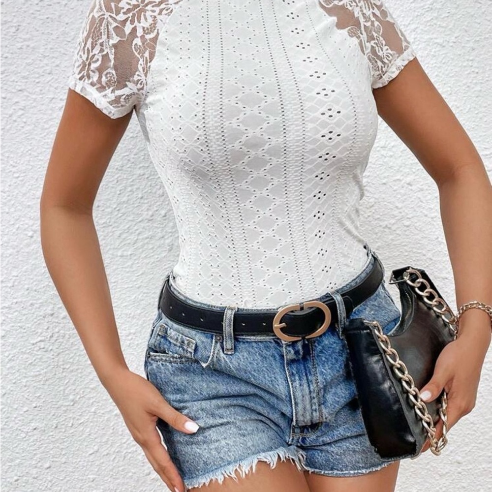 Chic White Lace Women's Blouse